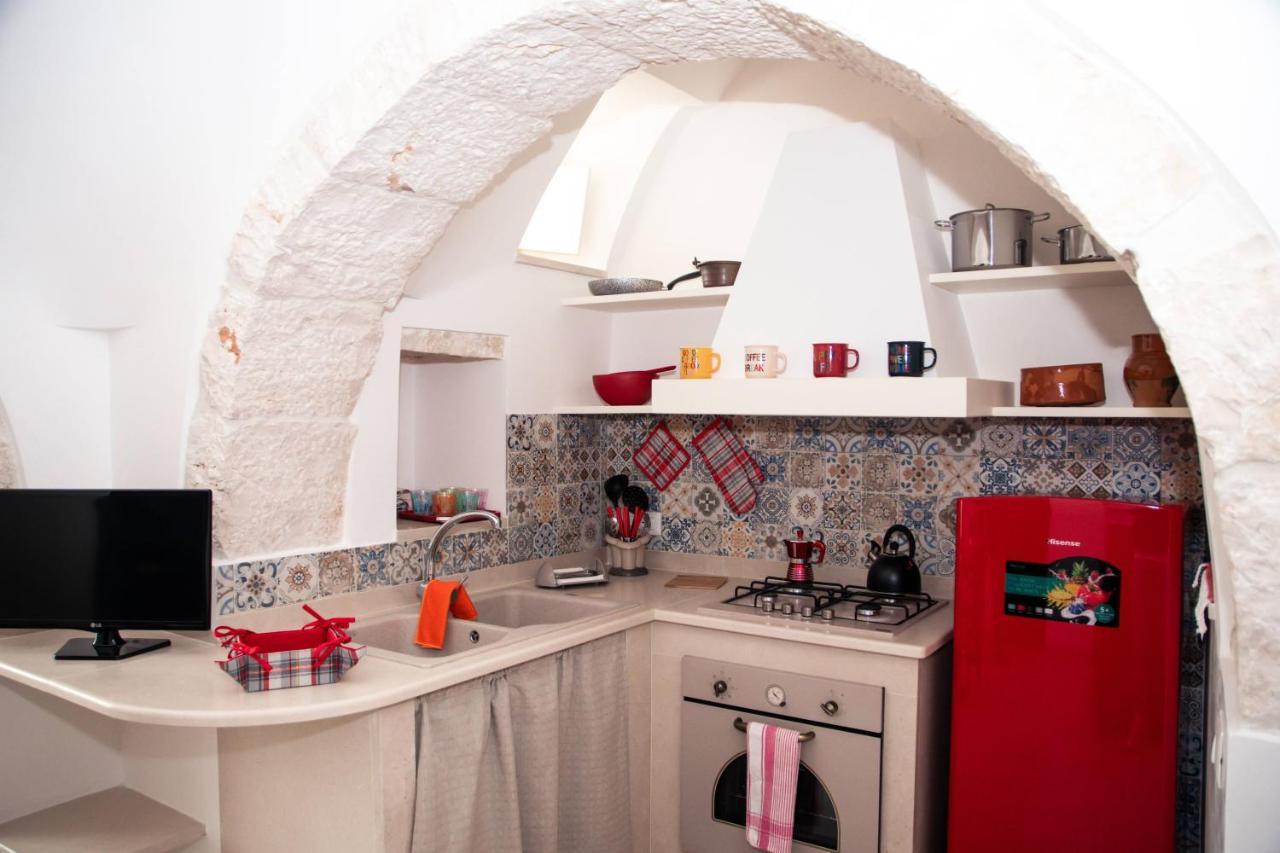 Trulli Donna Isabella 2 Bed and Breakfast Locorotondo Buitenkant foto