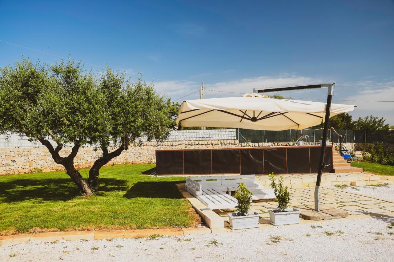 Trulli Donna Isabella 2 Bed and Breakfast Locorotondo Buitenkant foto